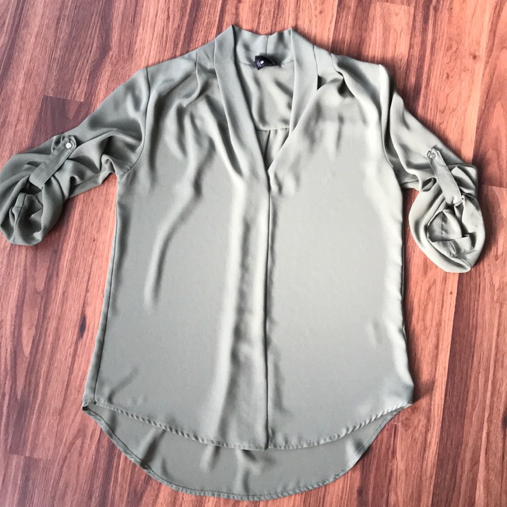 Float 3/4 length tunic